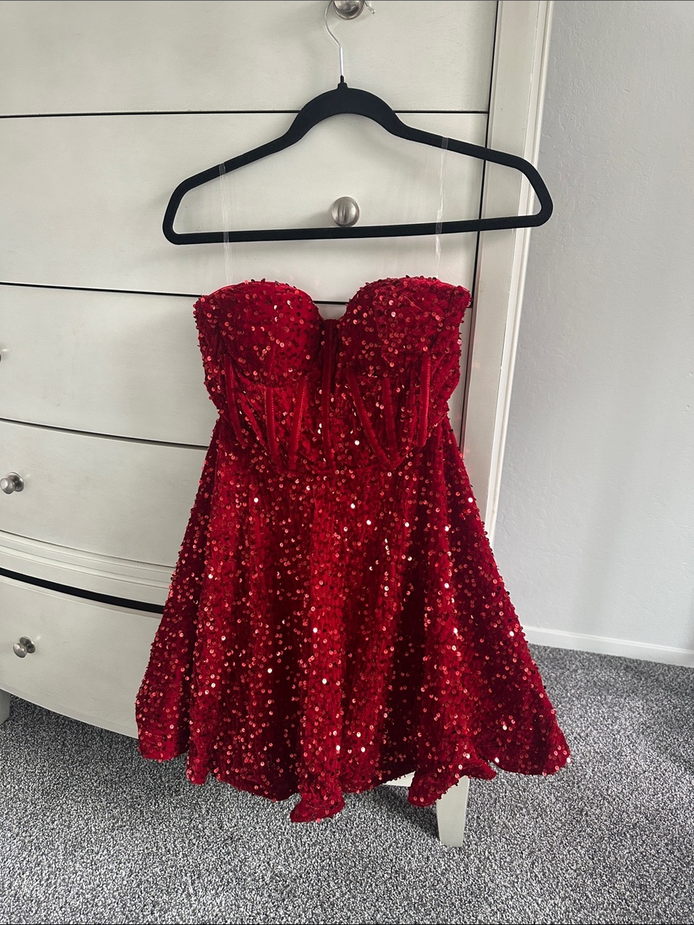 Women’s Strapless Red Sequin Party Dress